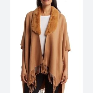 VINCE CAMUTO Faux Fur Trim
Topper in Camel Brown